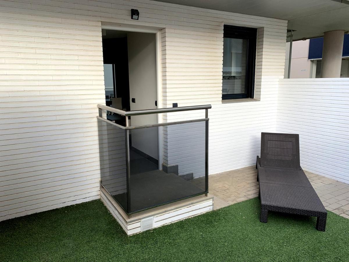 Apartamento Con Jardin En Primera Linea De Playa Con Parking Y Piscina Peñíscola Екстериор снимка